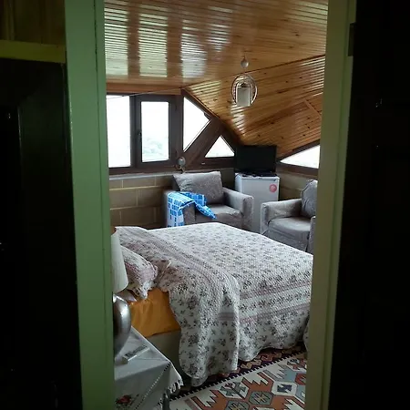 Tas Ev Butik 3* Çandarlı