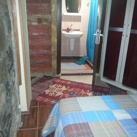 Tas Ev Butik 3*