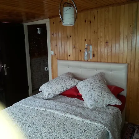 Tas Ev Butik 3*